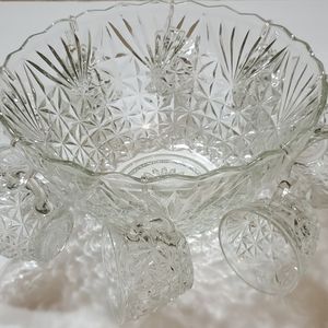 Anchor Hocking 26 Piece Punch Set Arlington Design